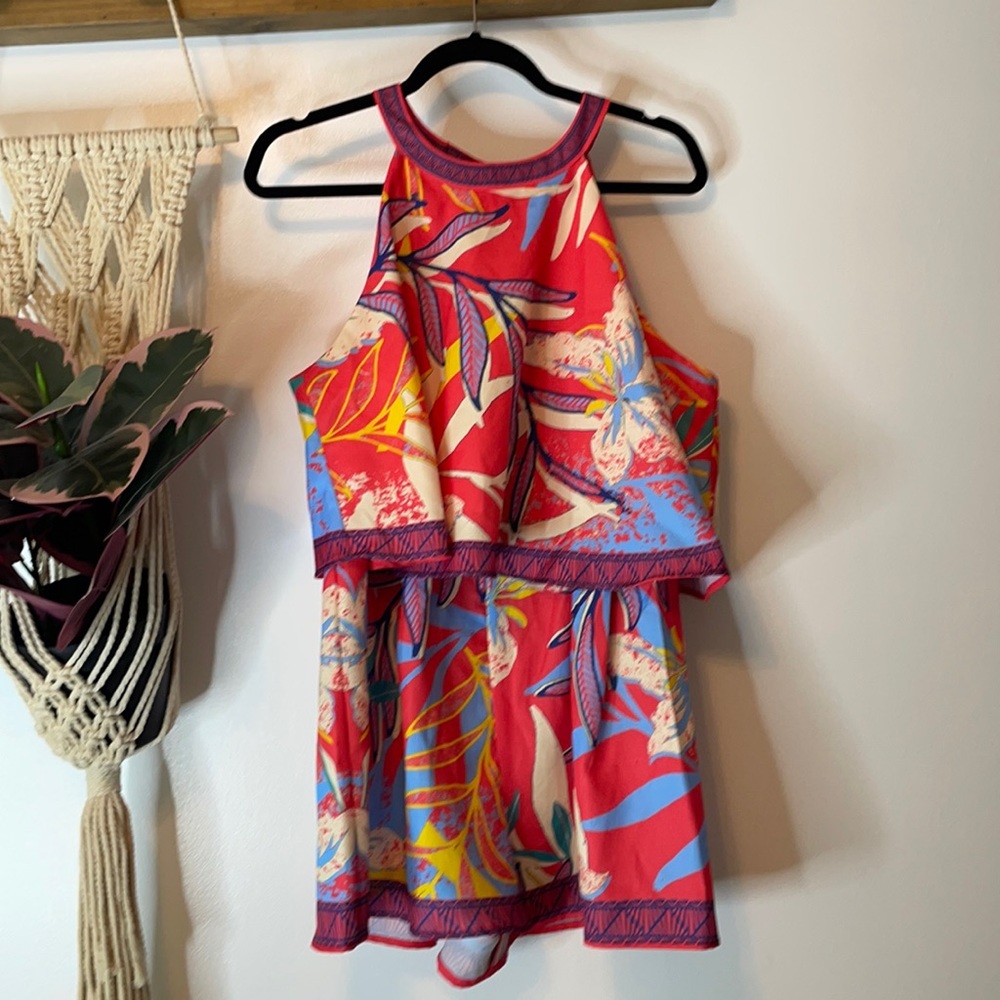 💐 Adorable NWOT Flying Tomato tropical romper